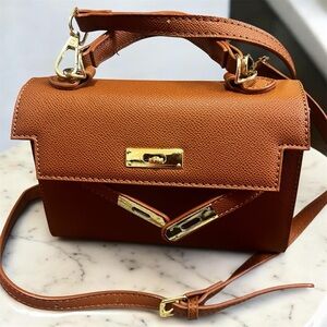 NWOT tan brown mini melt style h style satchel bag gold hardware shoulder strap